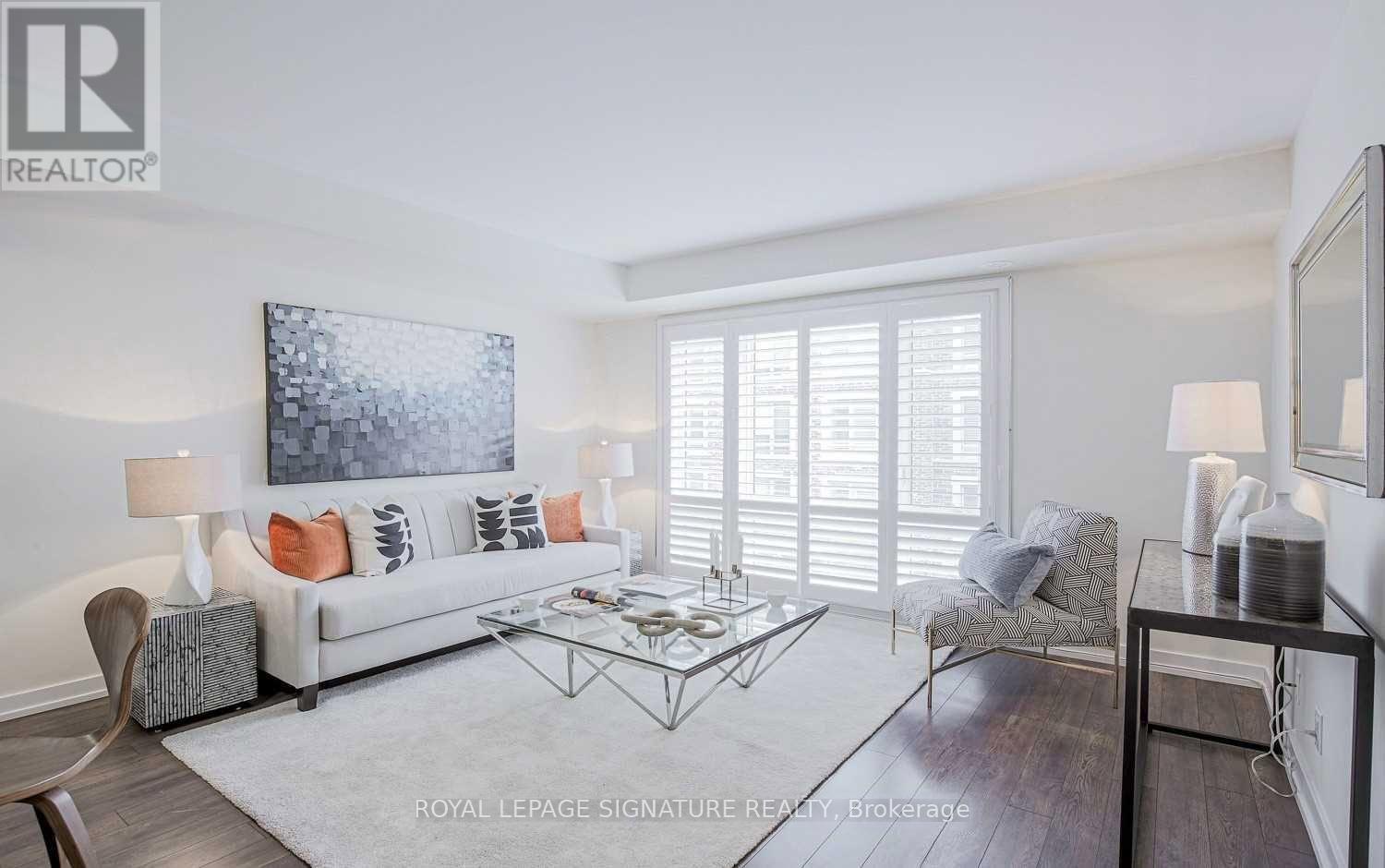 65 Lindcrest Manor — photo 10