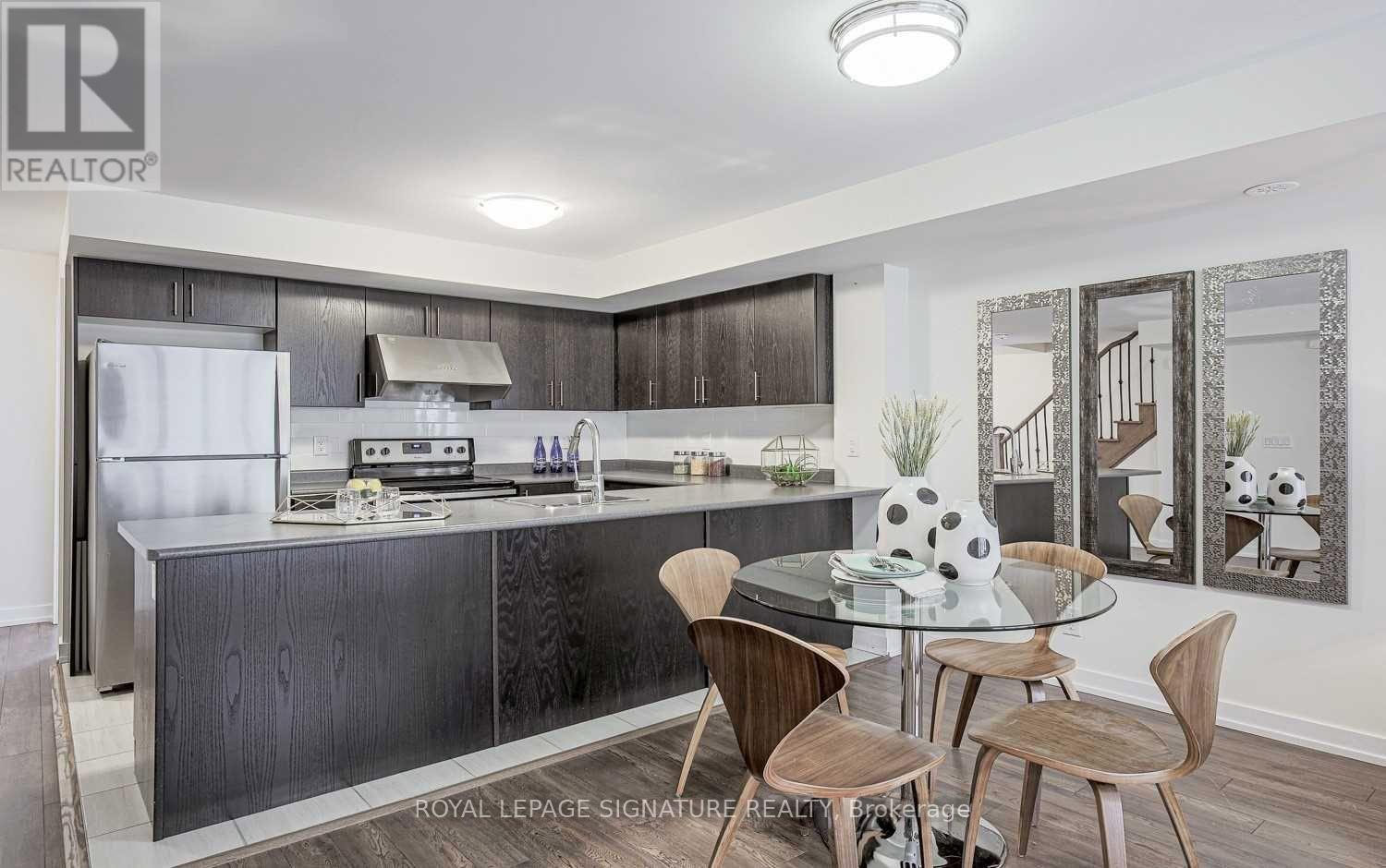 65 Lindcrest Manor — photo 8