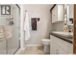 419 Kingsmere Boulevard, Saskatoon, SK S7J3T9 Photo 18