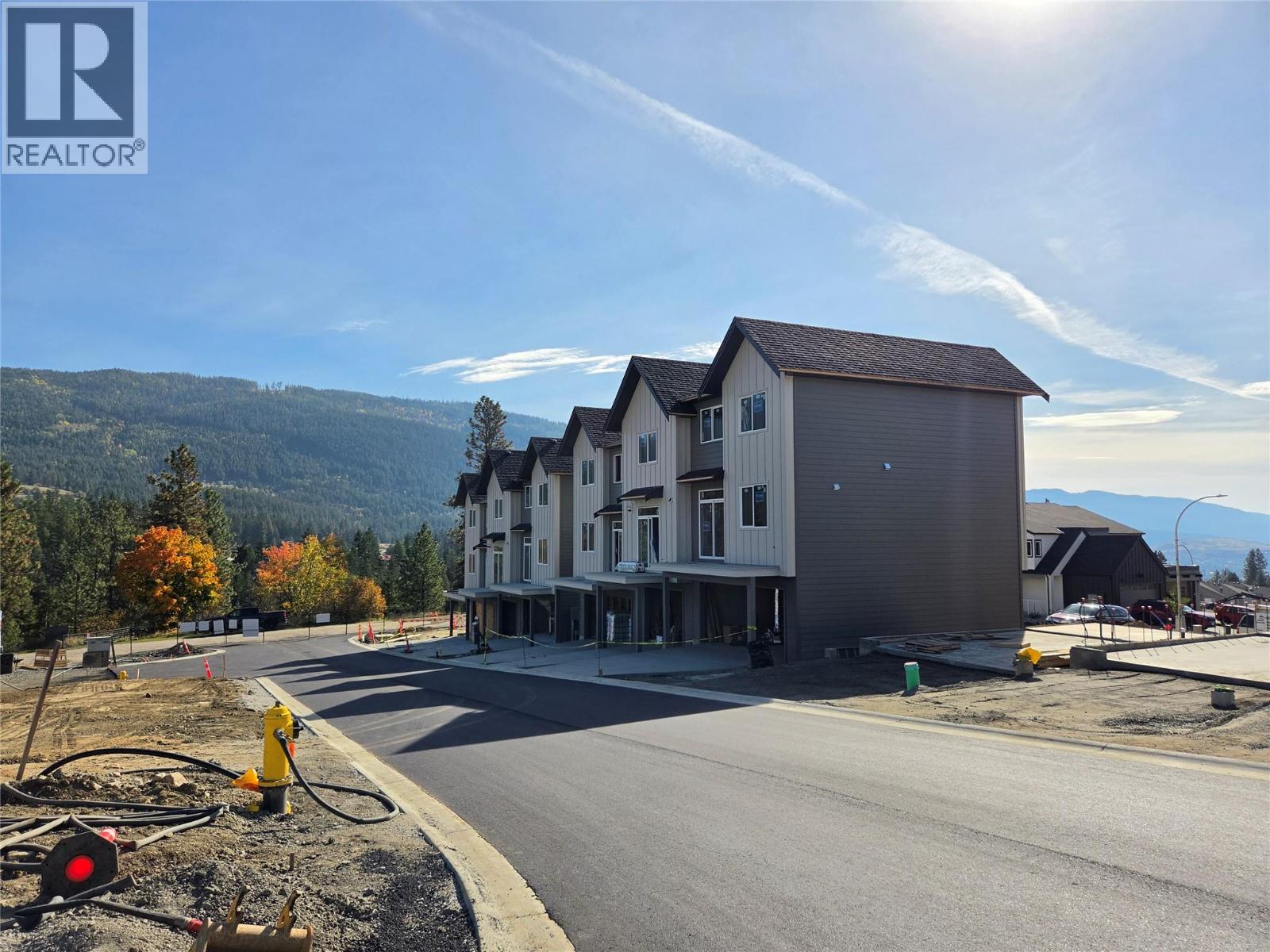 #27 7110 Bates Road - 3