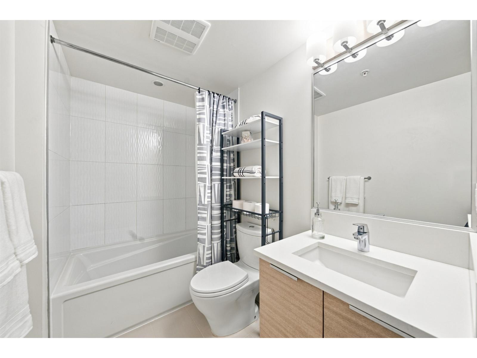 Photo of 304 13303 CENTRAL AVENUE 20