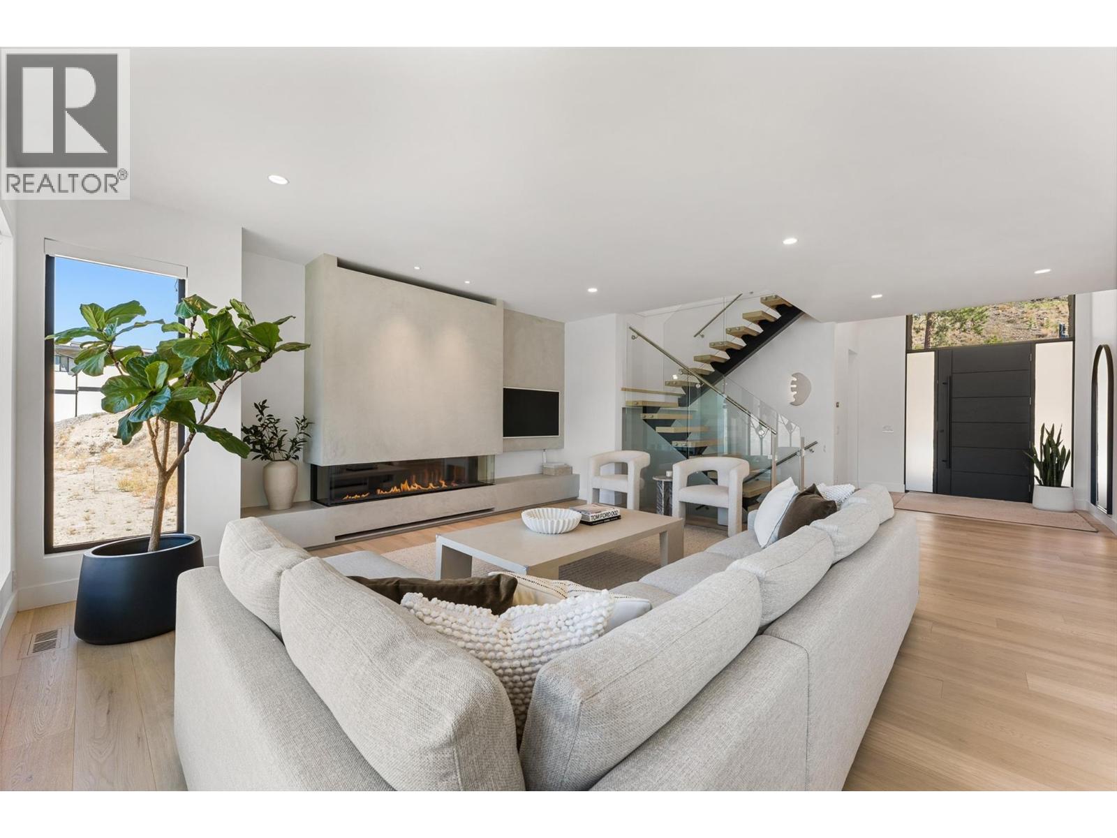 3588 Sagehill Court, Kelowna - Image 1