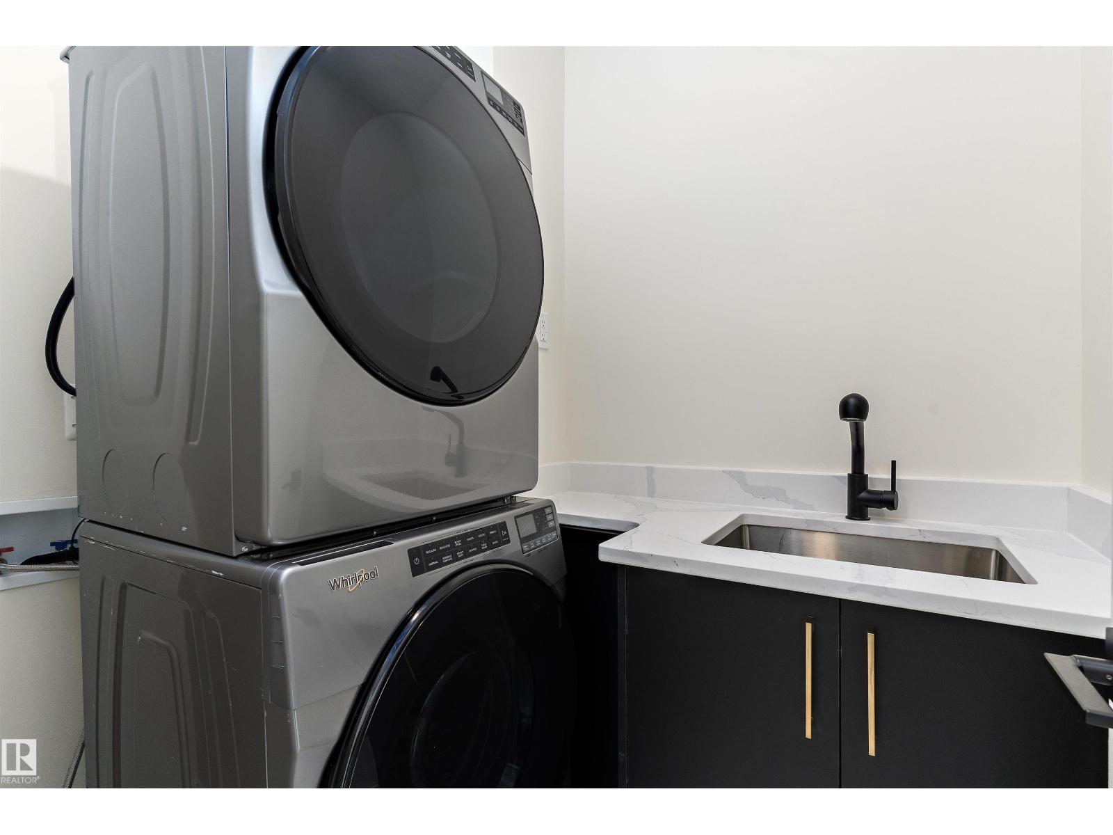 10965 129 ST NW - 23