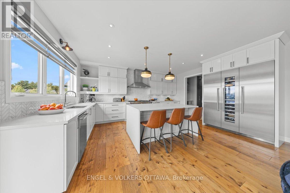 348 ST-TROPEZ STREET - Image 9