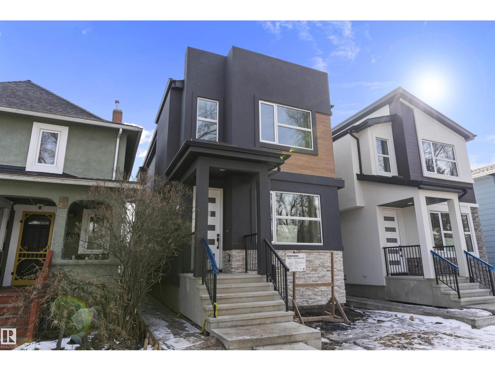 10965 129 ST NW - 53