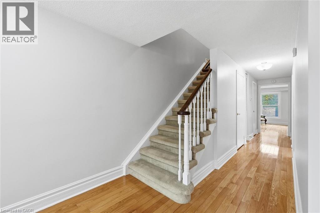 2066 Brant Street — photo 16