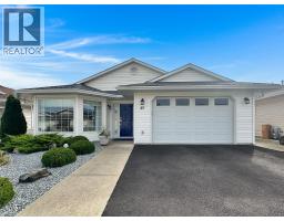 40 6526 TUCELNUIT Drive, Oliver
