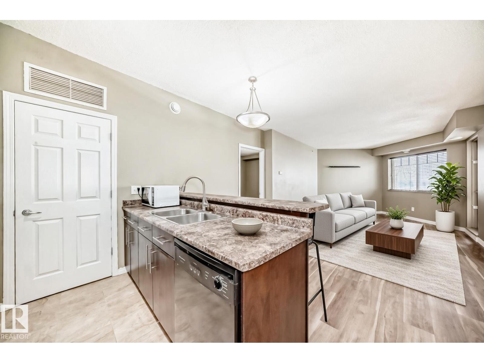 #411 6925 199 ST NW - 6