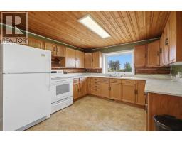 Bedroom - 22027 Township Road 423, Rural Ponoka County, AB T0C2J0 Photo 6