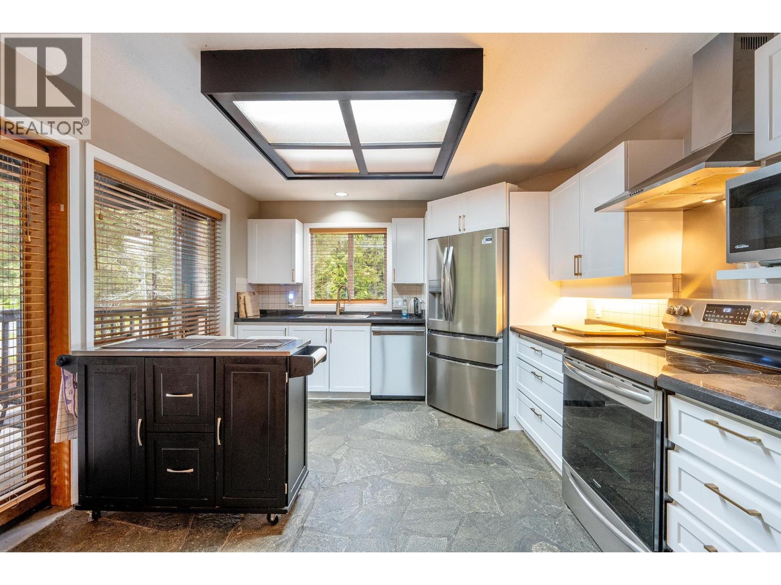 6272 BISHOP WAY, Whistler - Image 1