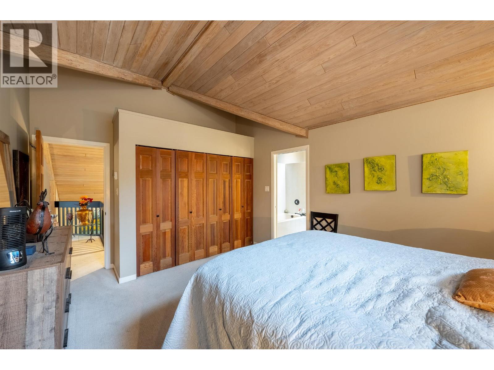 6272 BISHOP WAY, Whistler - Image 1