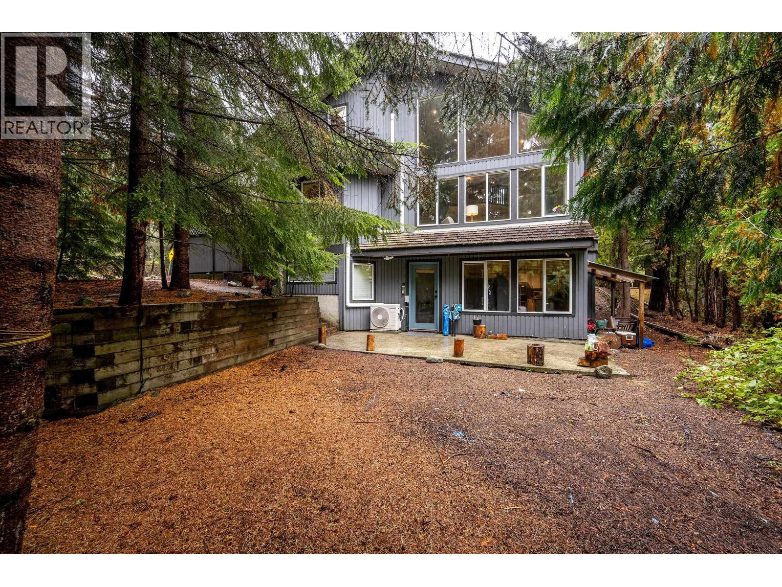 6272 BISHOP WAY, Whistler - Image 1