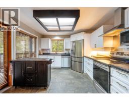 6272 Bishop Way, Whistler, BC V8E0C6 Photo 12