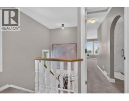 1924 29 Avenue SW - photo 25