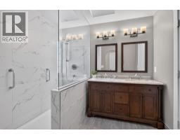 1924 29 Avenue SW - photo 26