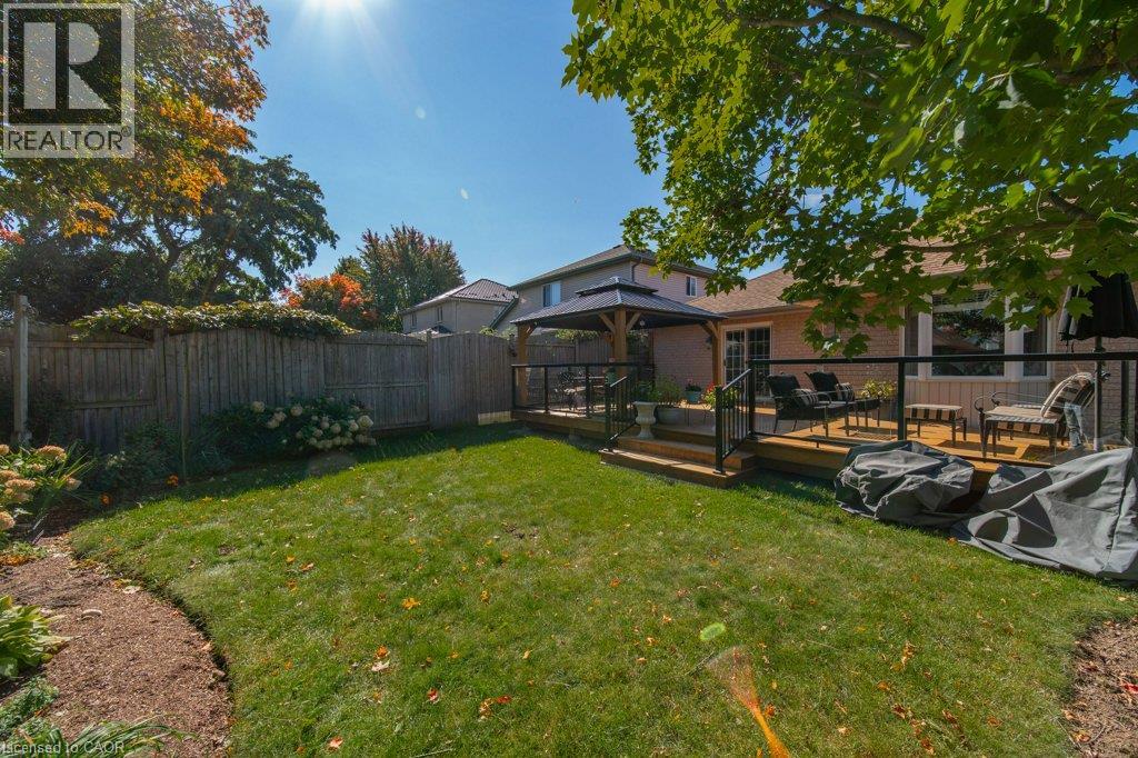 587 SANDBANKS Crescent - 37