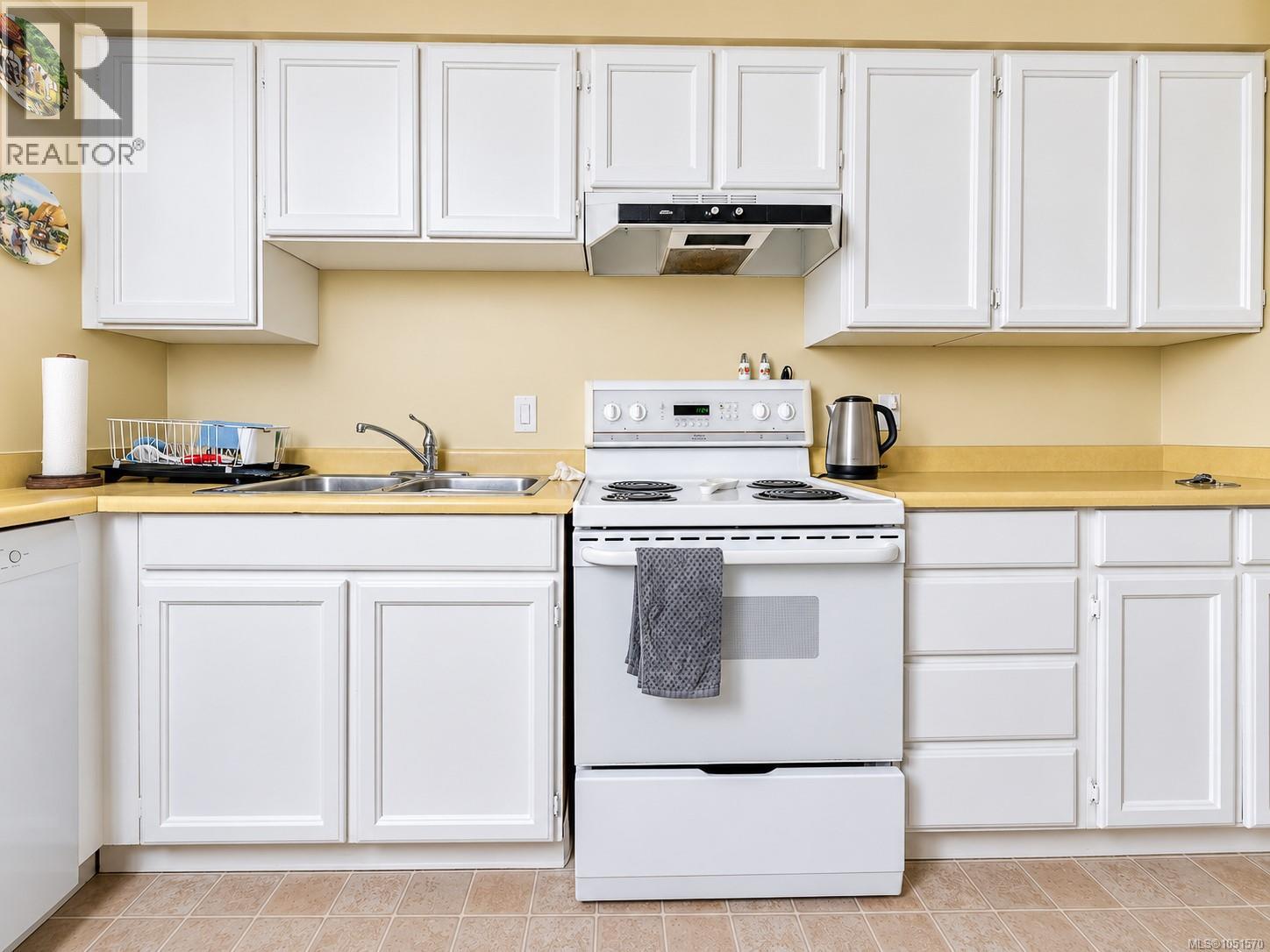 704 225 Belleville Street, Victoria