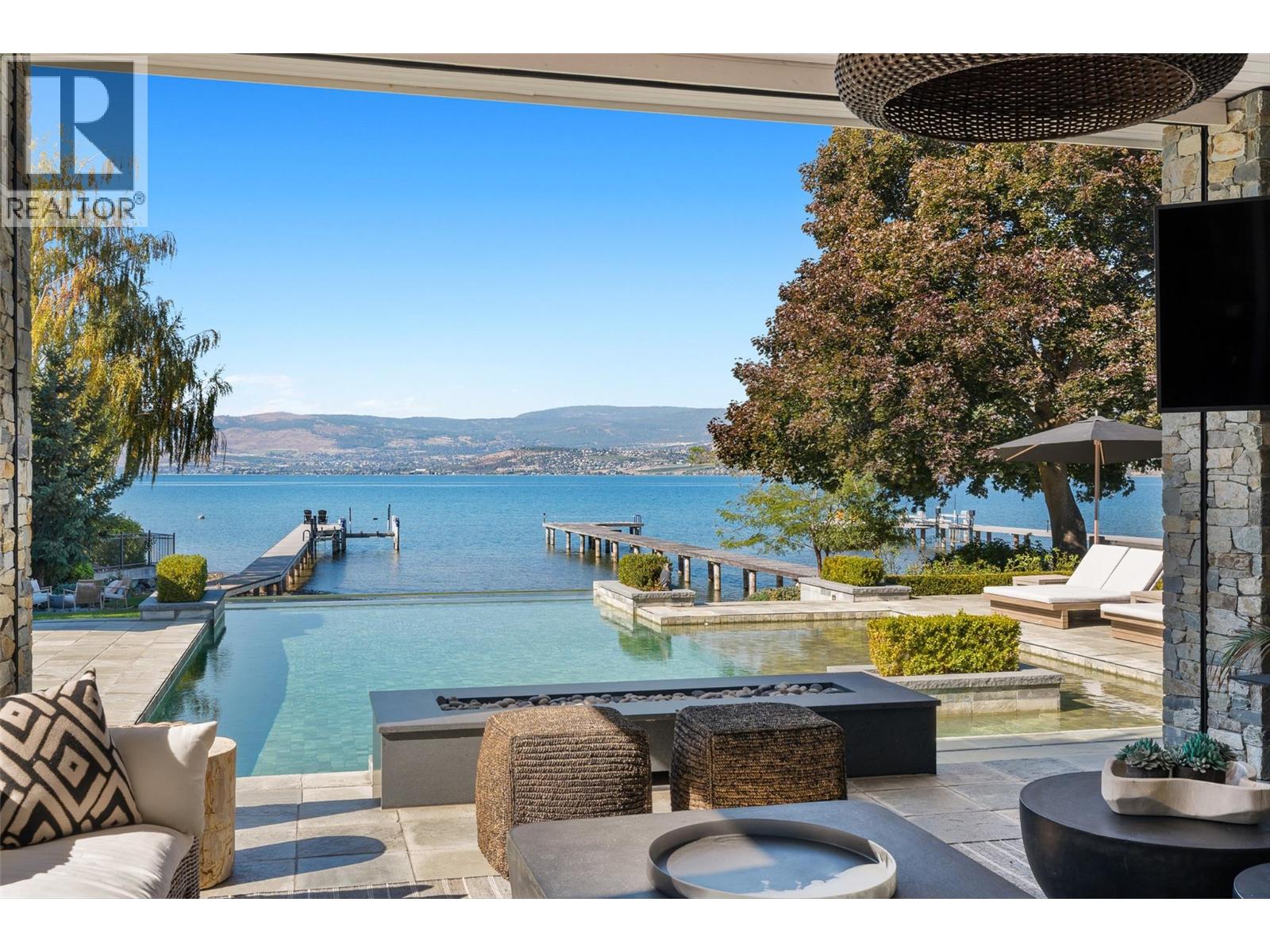 405 Hobson Crescent, Kelowna - Image 1