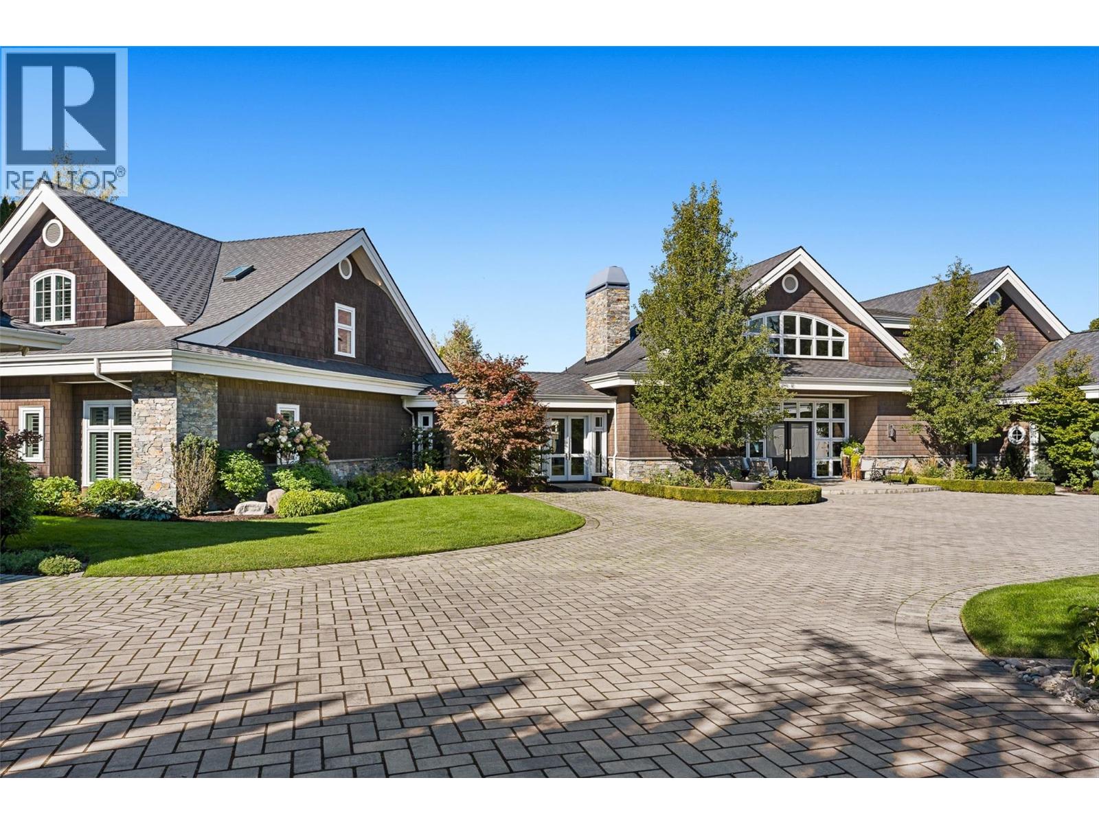 405 Hobson Crescent, Kelowna - Image 1