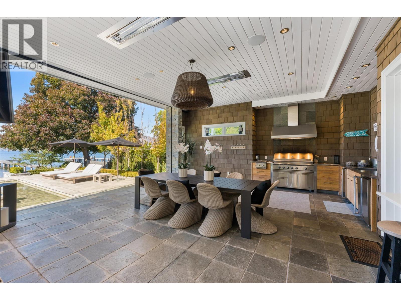 405 Hobson Crescent, Kelowna - Image 1
