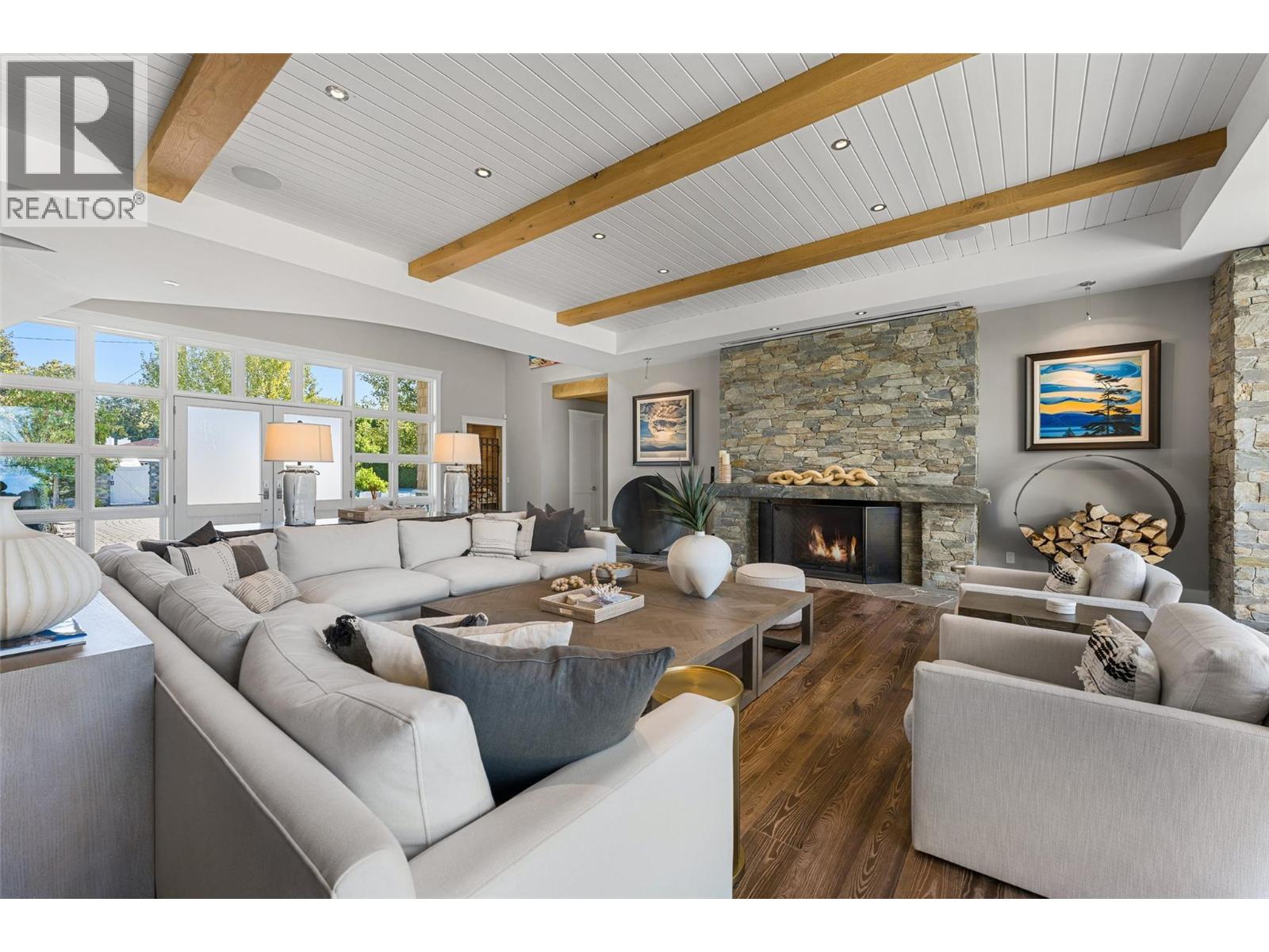 405 Hobson Crescent, Kelowna - Image 1