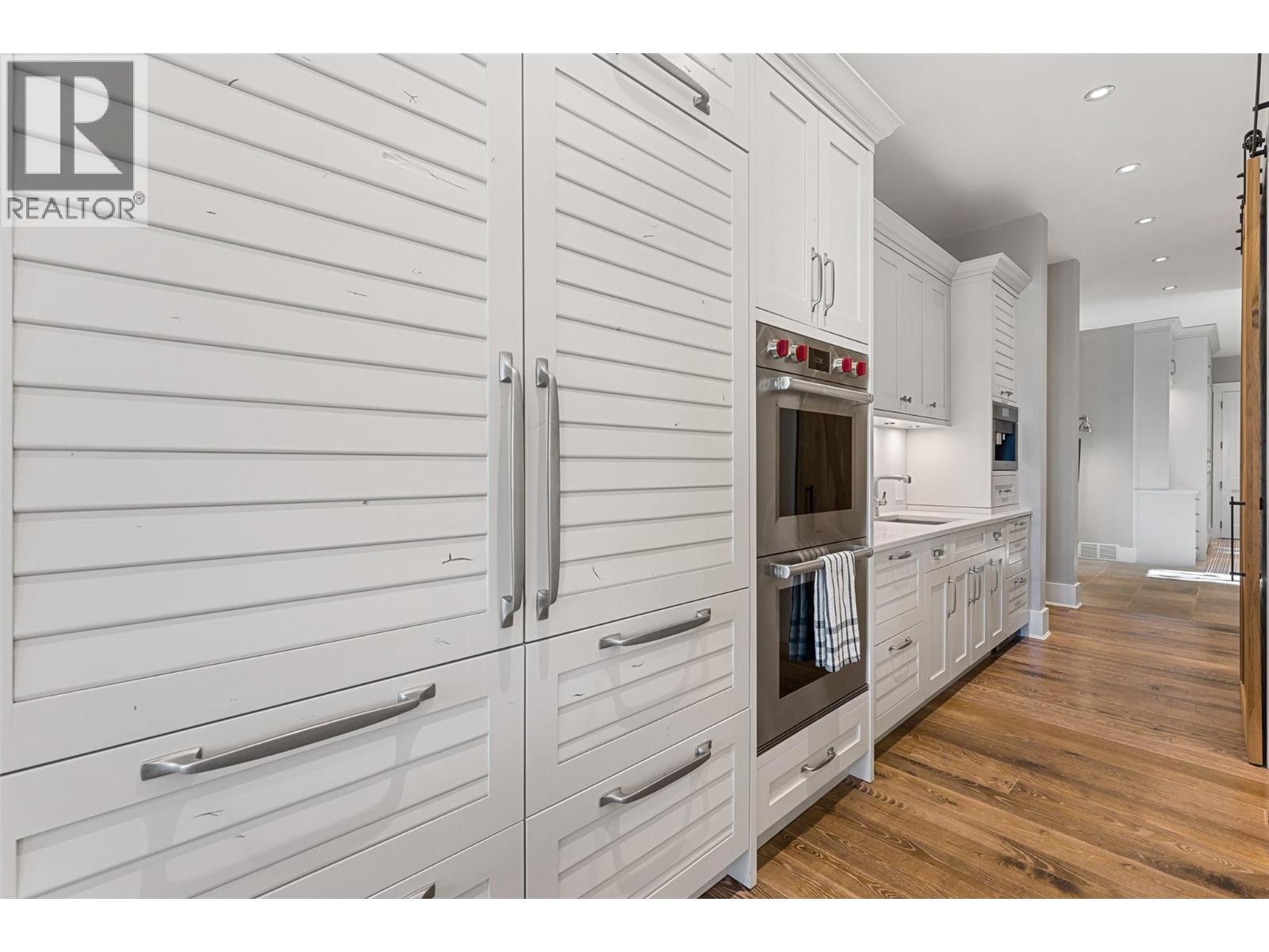405 Hobson Crescent, Kelowna - Image 1