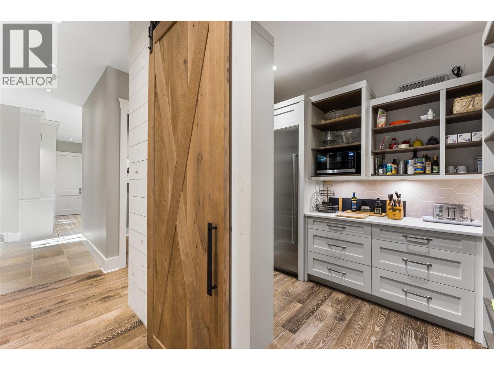 405 Hobson Crescent, Kelowna - Image 1