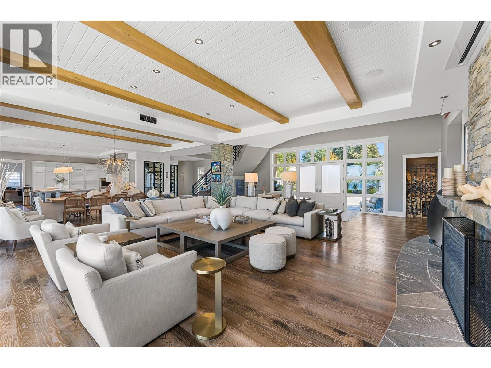 405 Hobson Crescent, Kelowna - Image 1