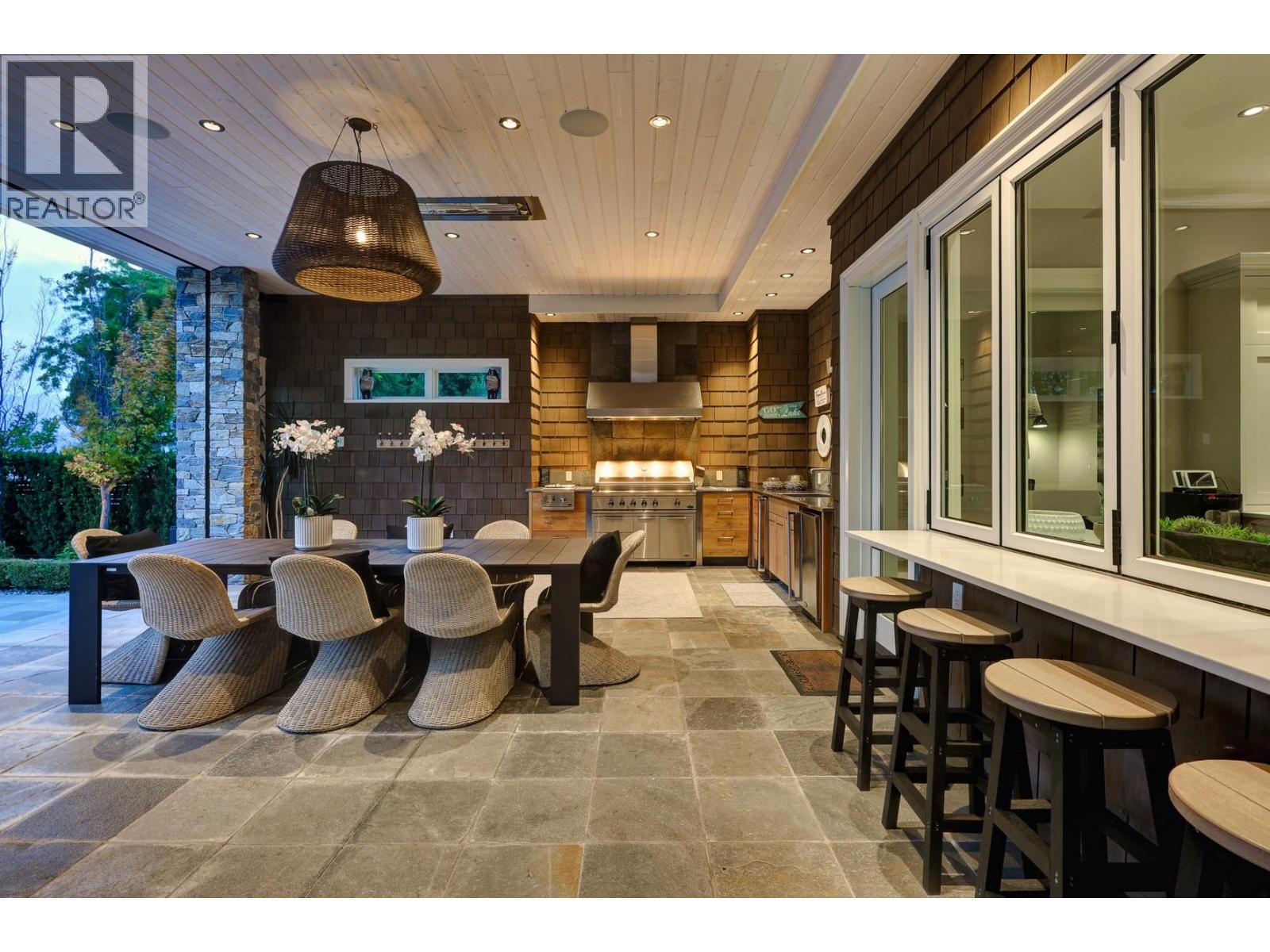405 Hobson Crescent, Kelowna - Image 1