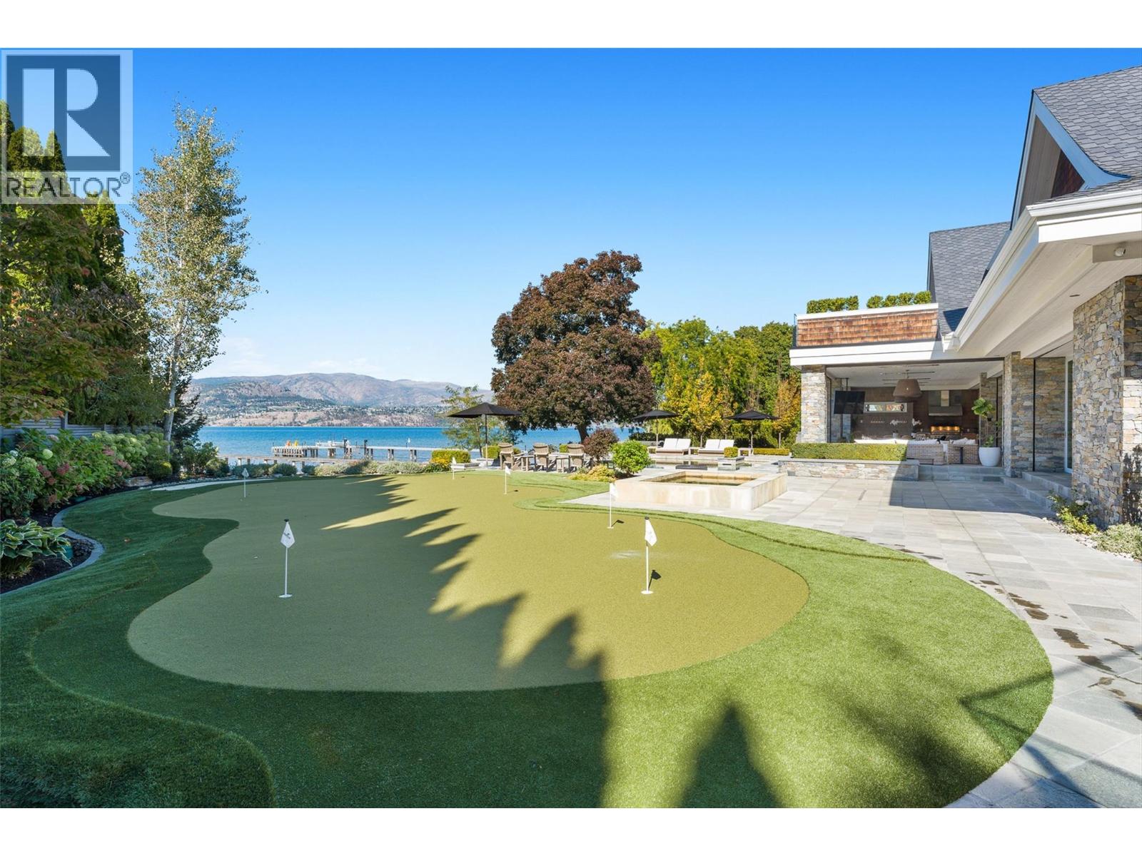 405 Hobson Crescent, Kelowna - Image 1