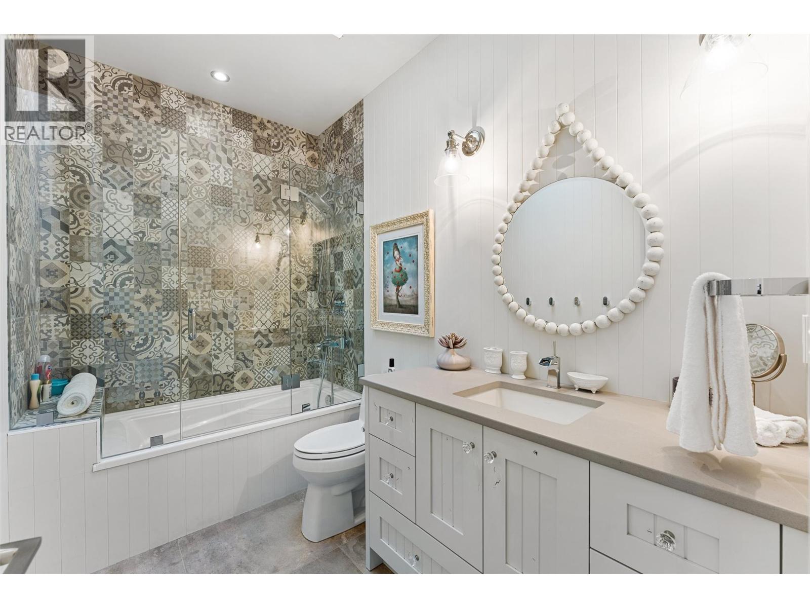 405 Hobson Crescent, Kelowna - Image 1