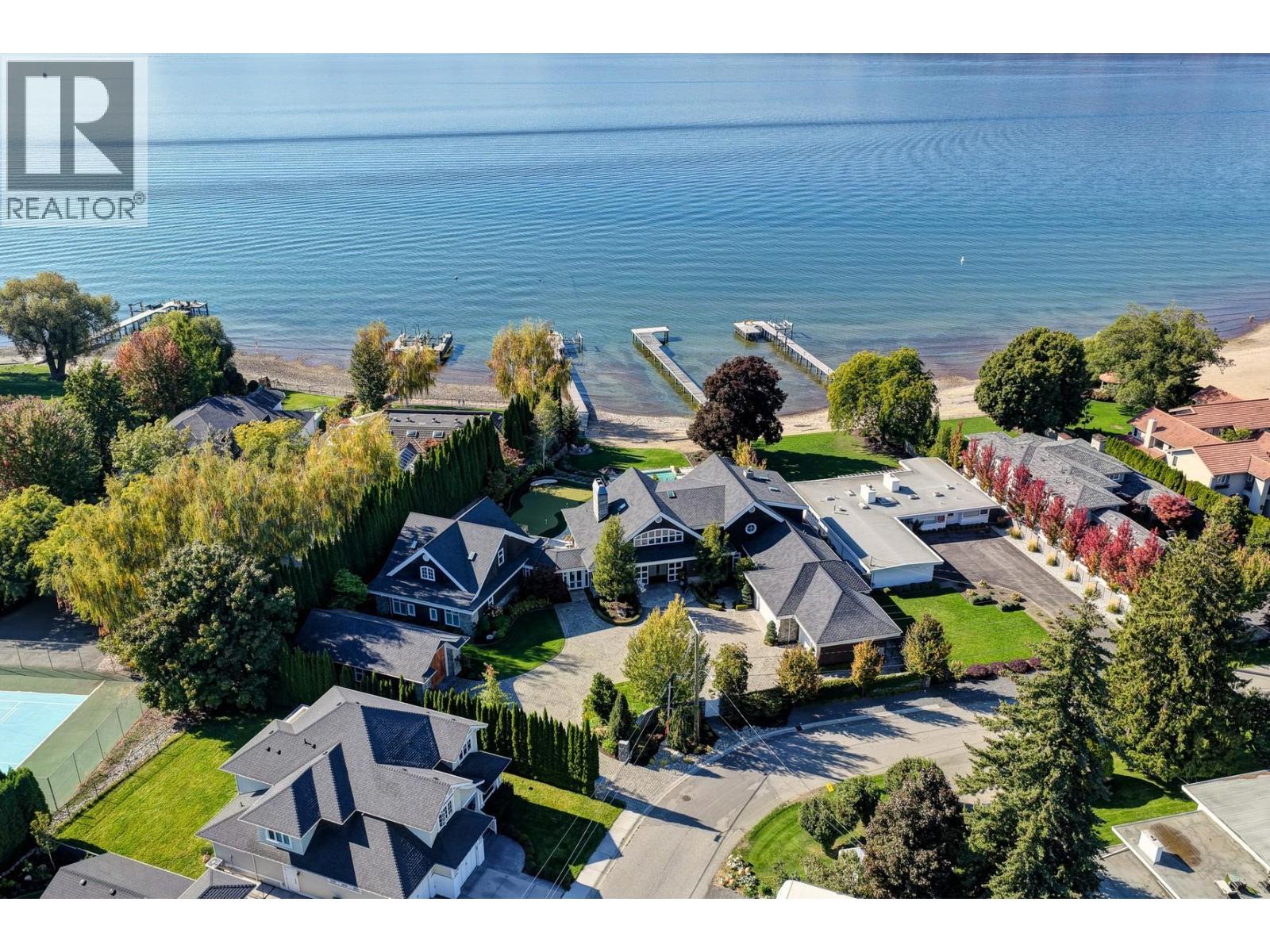 405 Hobson Crescent, Kelowna - Image 1