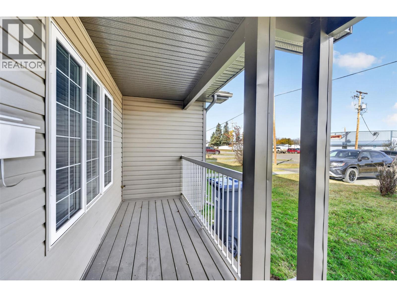  1717 102 Avenue, Dawson Creek - Image 1