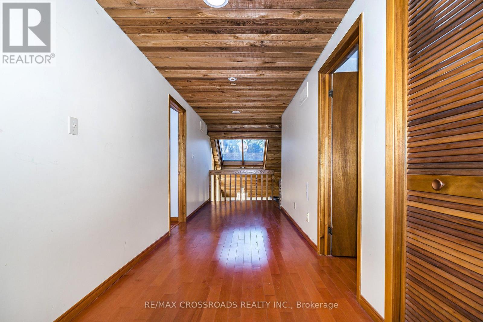 1910 FAIRPORT ROAD - 21