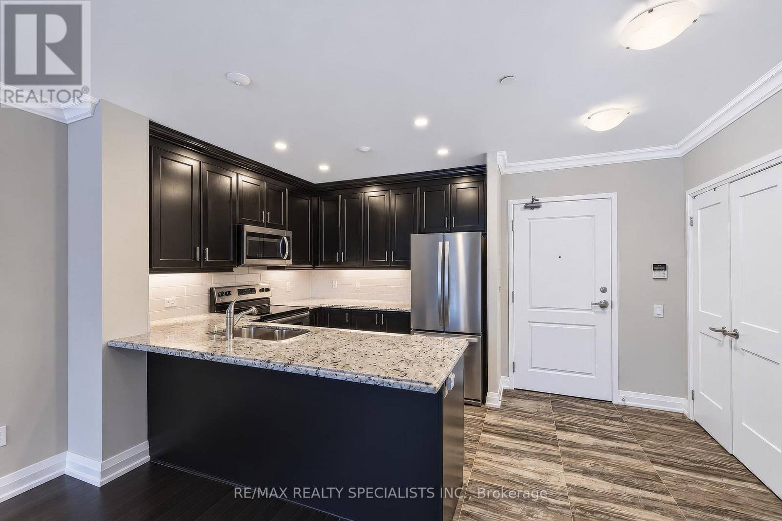 #110 830 MEGSON TERRACE - 11