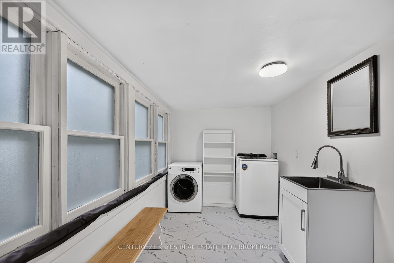 39 AMY STREET - 10