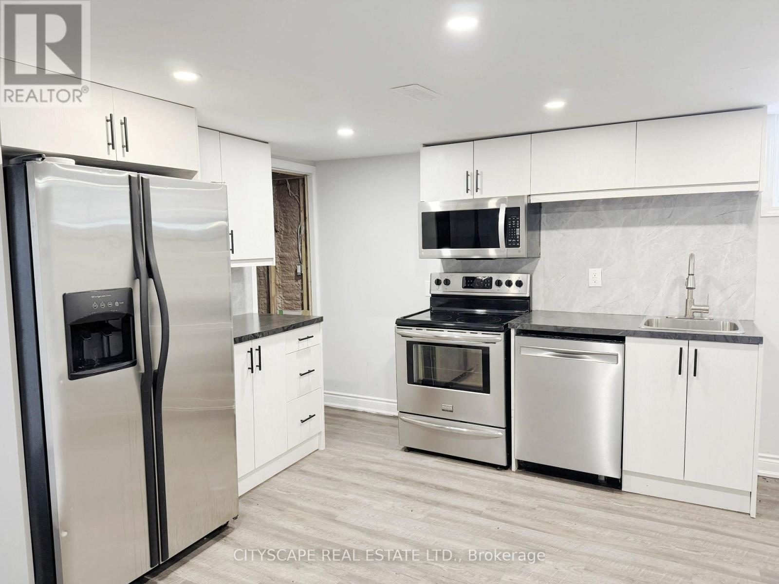 205 BONAVENTURE DRIVE - Image 15