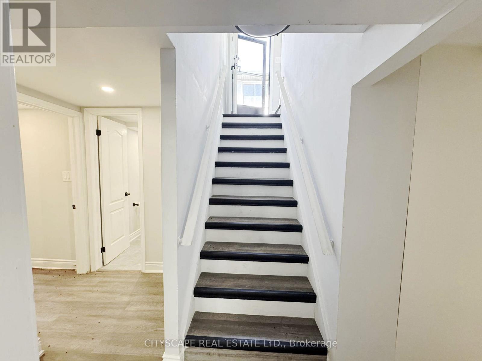 205 BONAVENTURE DRIVE - Image 30