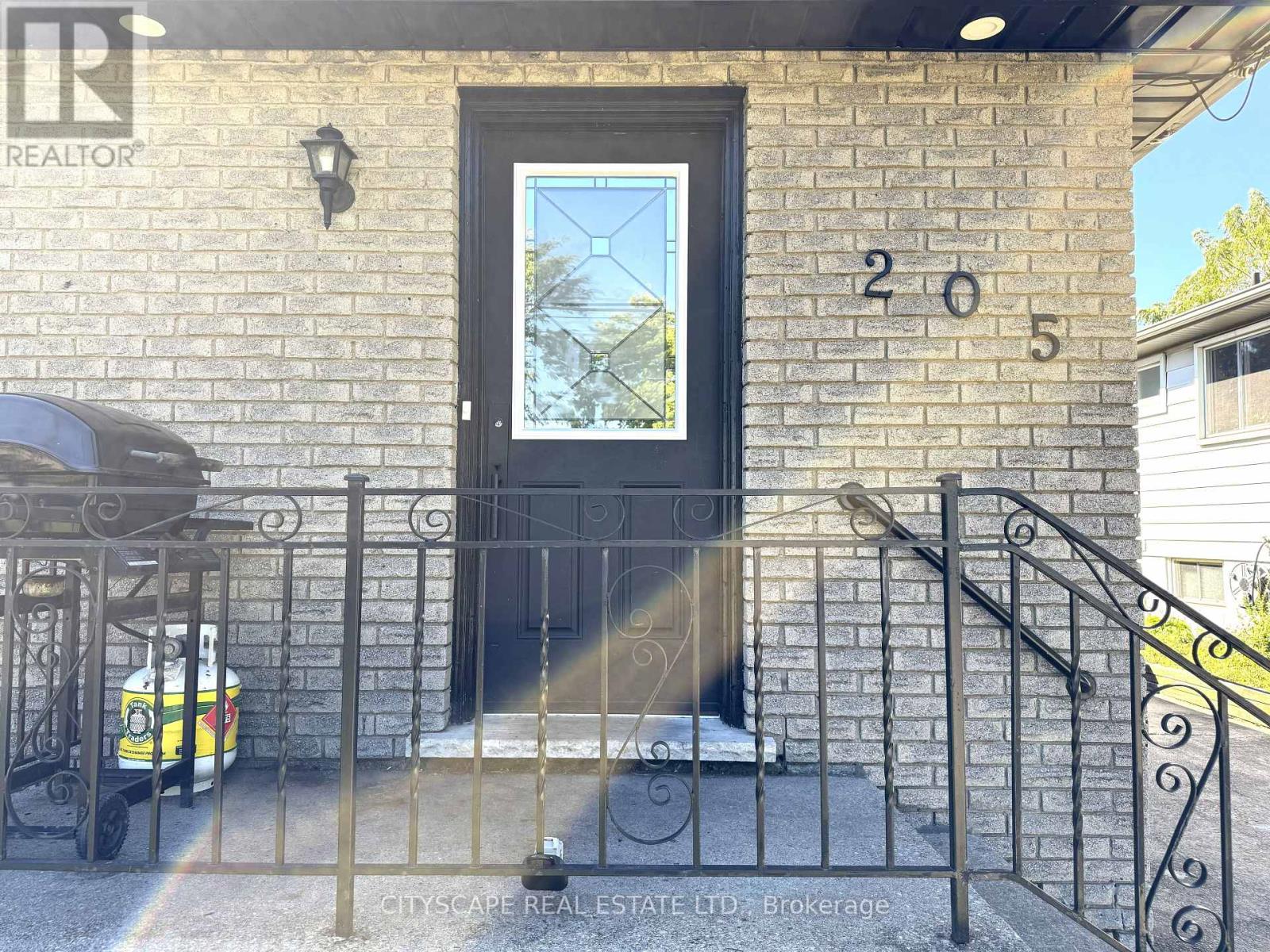 205 BONAVENTURE DRIVE - Image 4