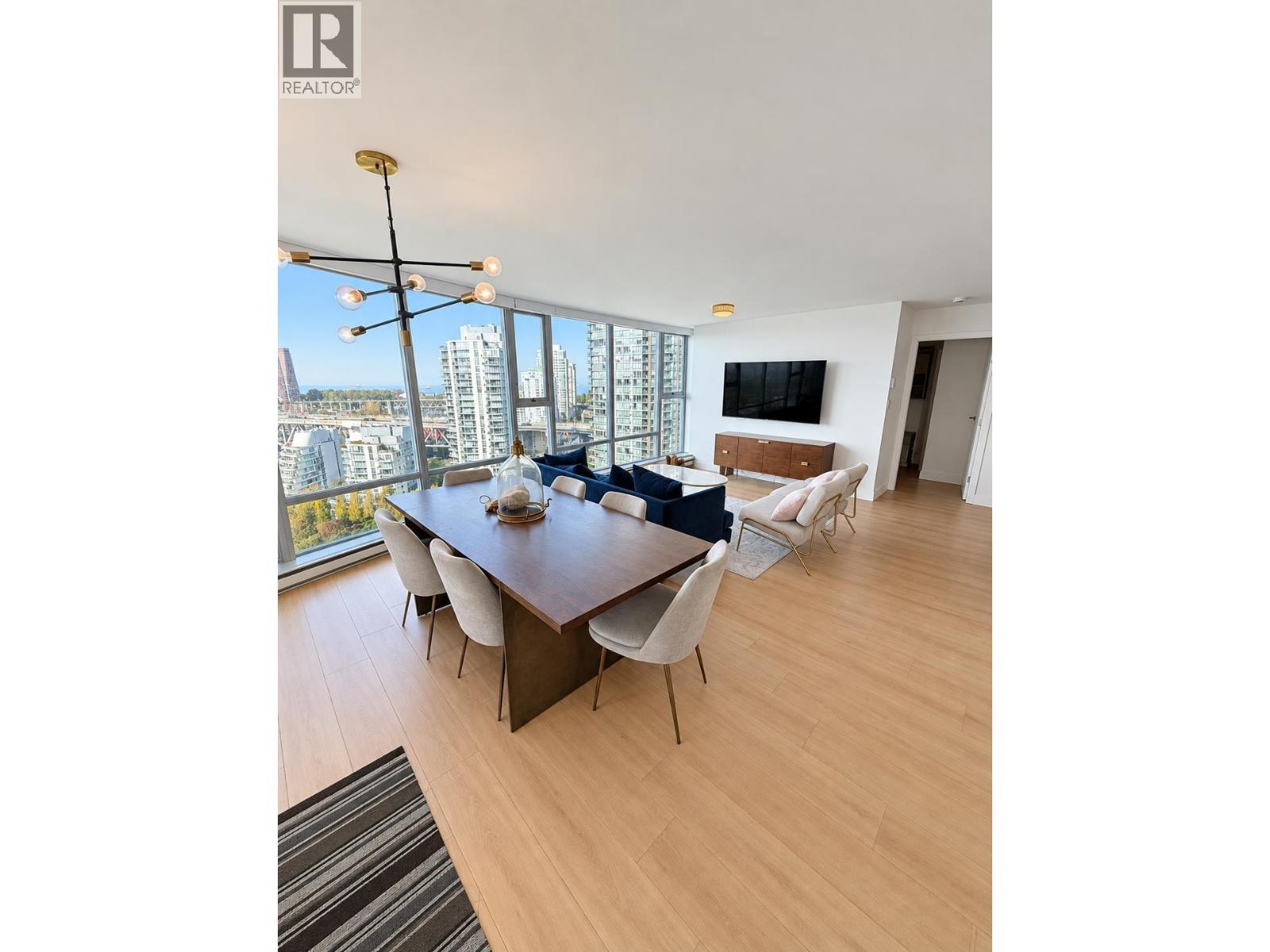 2303 455 BEACH CRESCENT, Vancouver - Image 1
