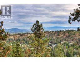 4804 Carmel Crescent, Kelowna, BC V1W5B9 Photo 28