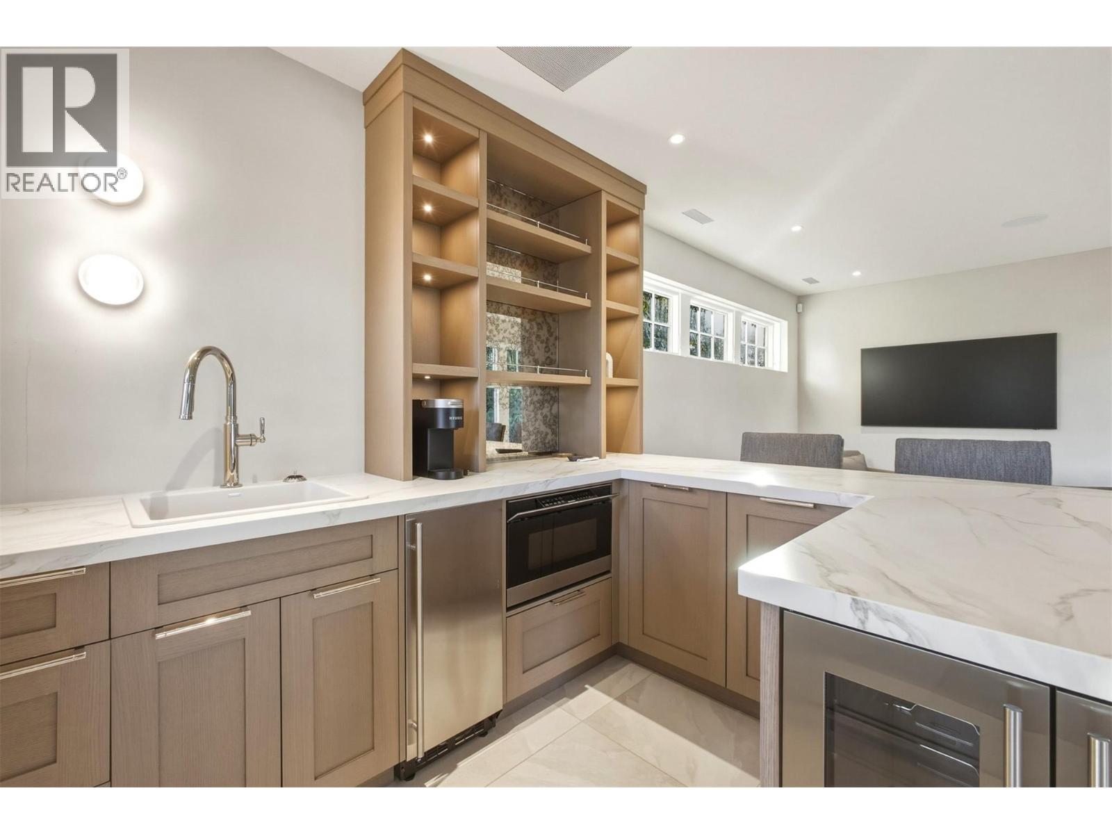 4200 Short Road, Kelowna - Image 1