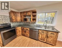 3925 Aird Road, Quesnel, BC V2J6V8 Photo 16
