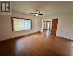 3925 Aird Road, Quesnel, BC V2J6V8 Photo 9