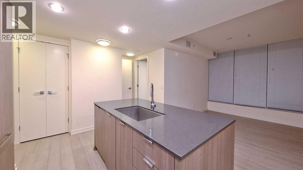 #301 51 Waterfront Mews SW - 27