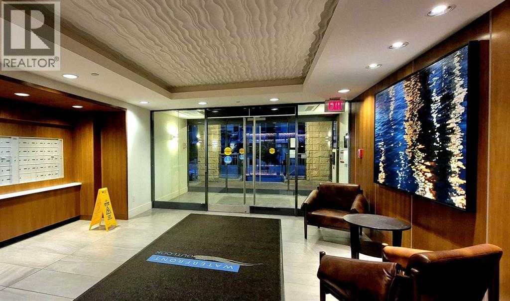 #301 51 Waterfront Mews SW - 3