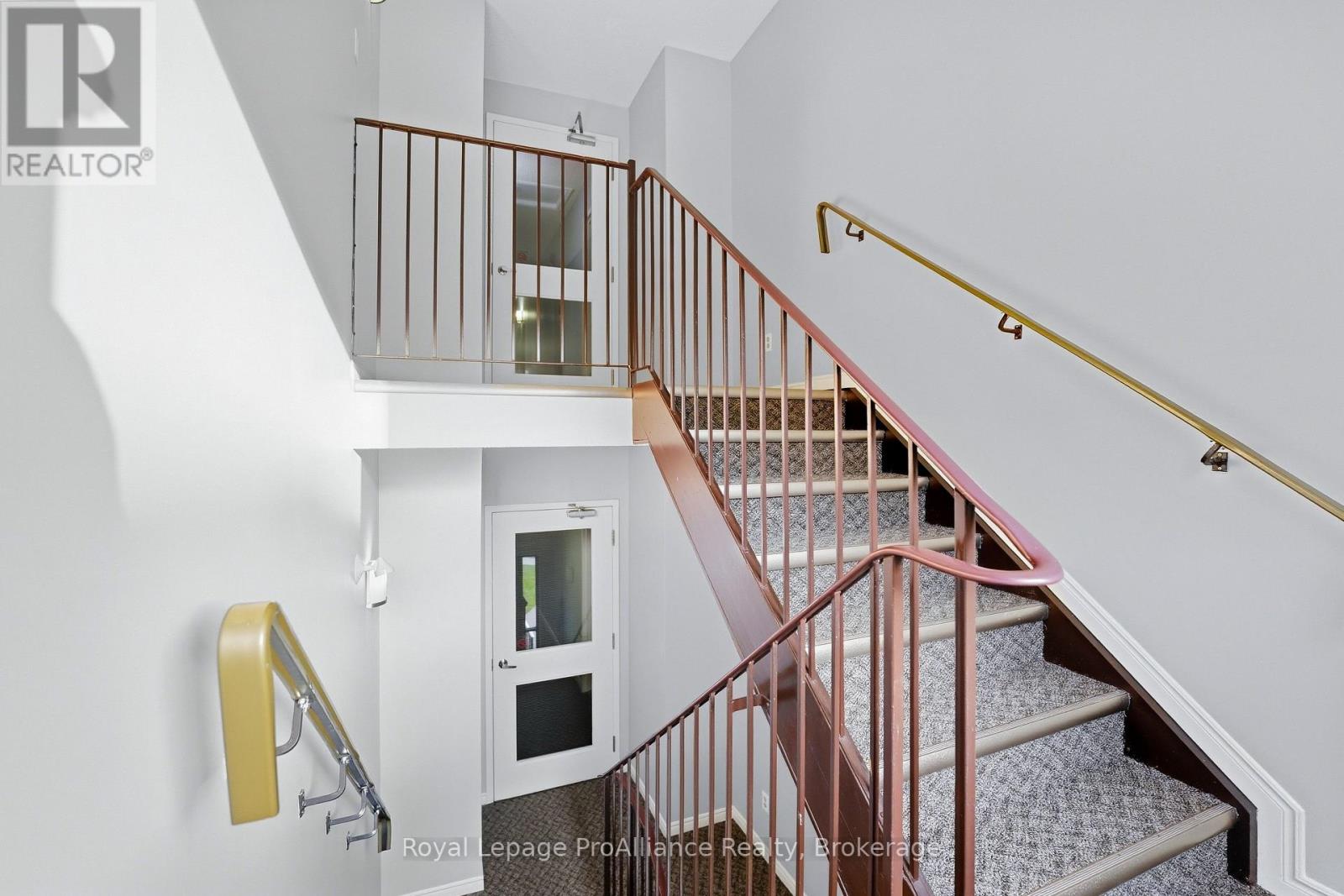 #311C 223 NORTH PARK STREET - 35