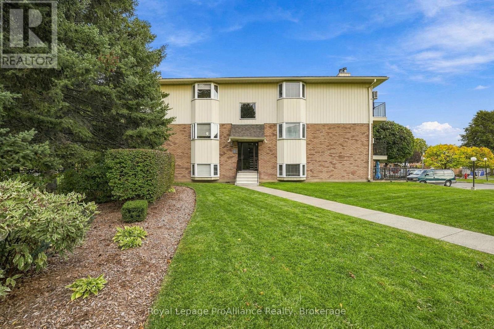 #311C 223 NORTH PARK STREET - 4