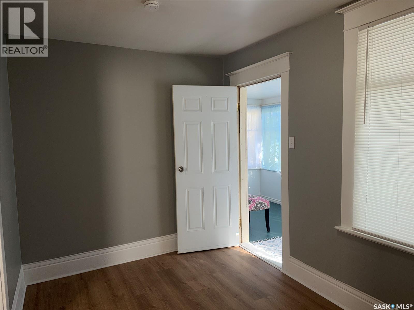 309 5th STREET E, Wynyard — photo 4