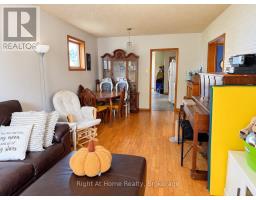 Kitchen - 608 Marks Street S, Thunder Bay, ON P7E1M8 Photo 7